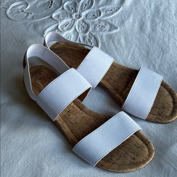 Tommy Bahama Shoes - Tommy Bahama White Sandals with Cork Footbed